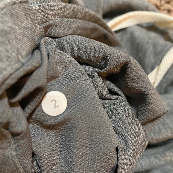 Lululemon Joggers Grey Size 2 - Picture 2 of 10